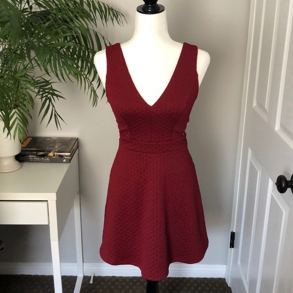 🍸Forever 21 Dress - Picture 3 of 10